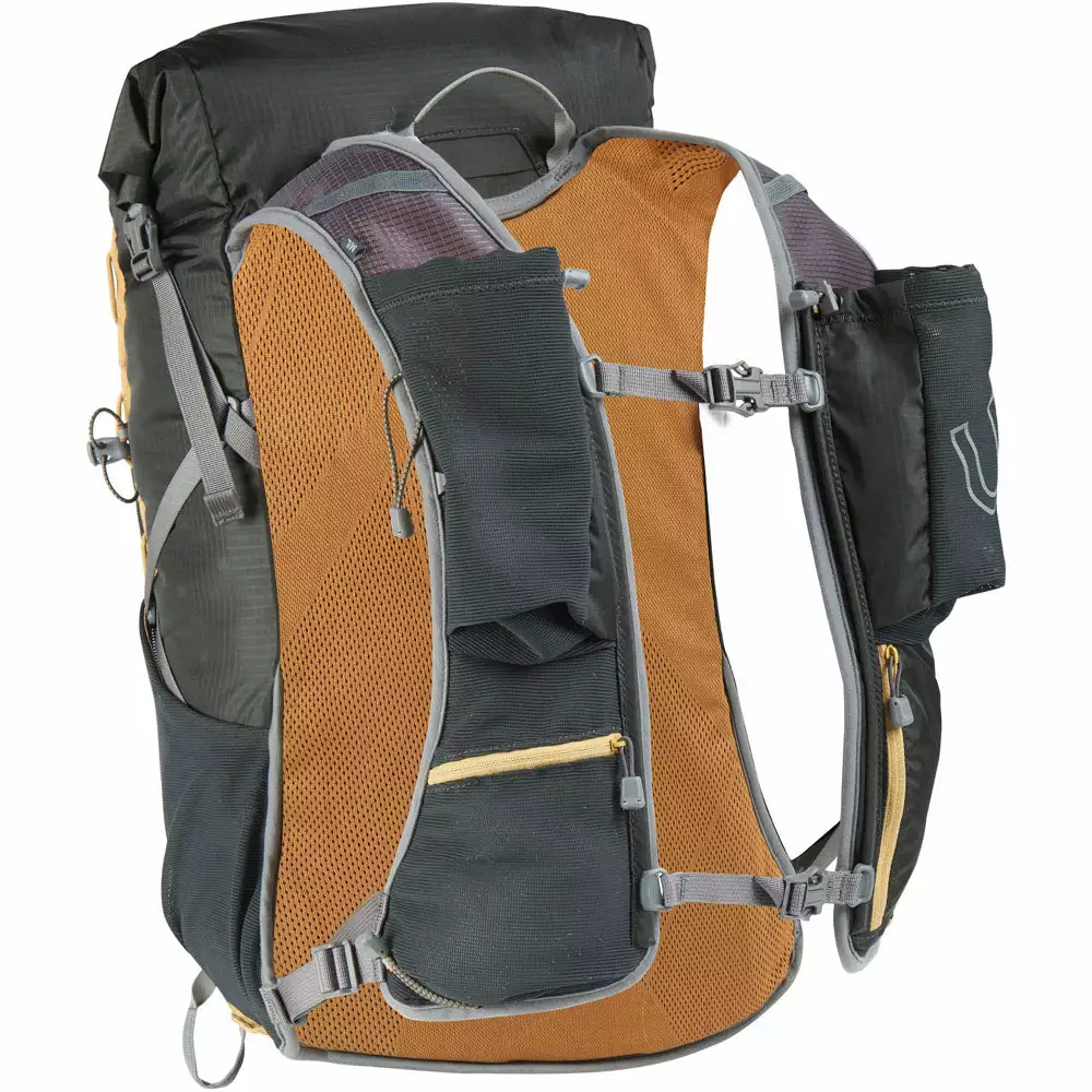 Ultimate Direction Fastpack 25 2 Ultimate Direction Fastpack 25 - Image 2