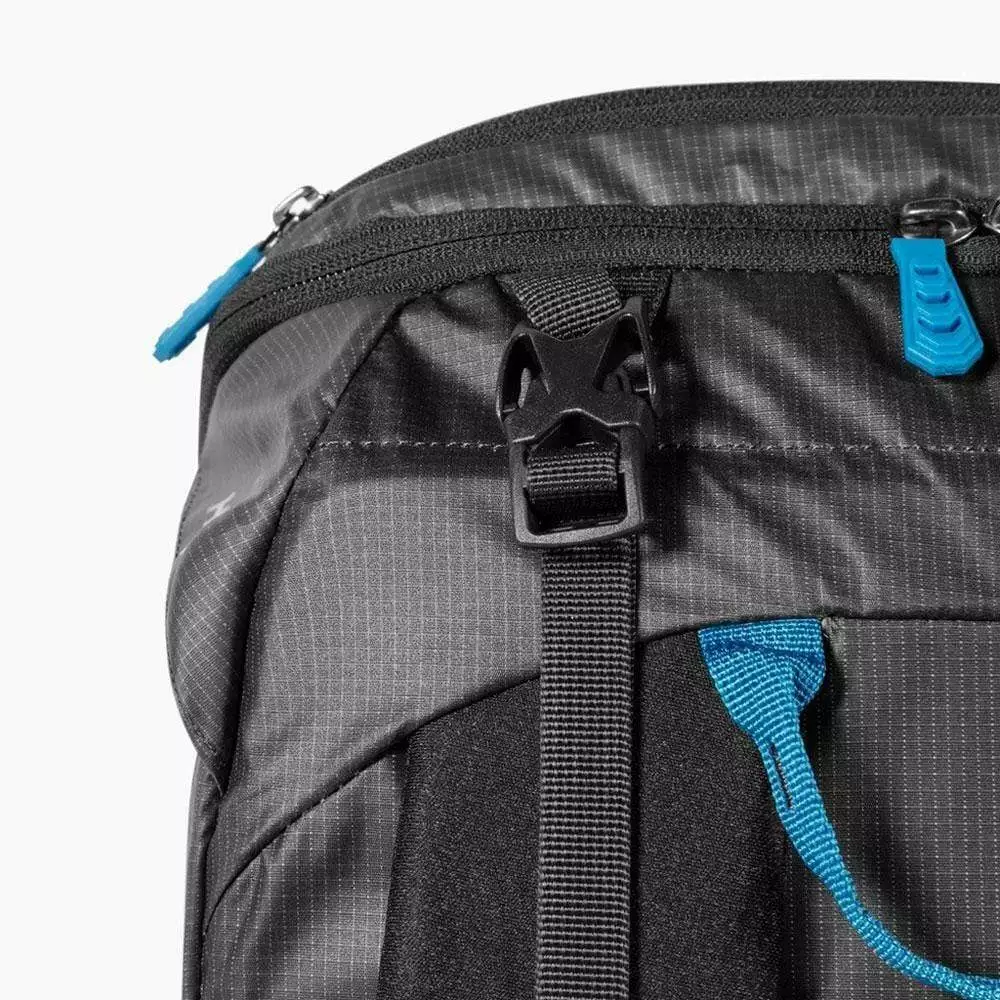 Lowe Alpine Ascent Superlight 30 Onyx 4 Lowe Alpine Ascent Superlight 30 Onyx - Image 4