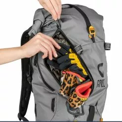 GRIVEL PARETE 30 -Deals Hike Store packsparete302020featureB 1575x1024 8b9aa1ba 7570 4c2b 8534 917ef3c647e9